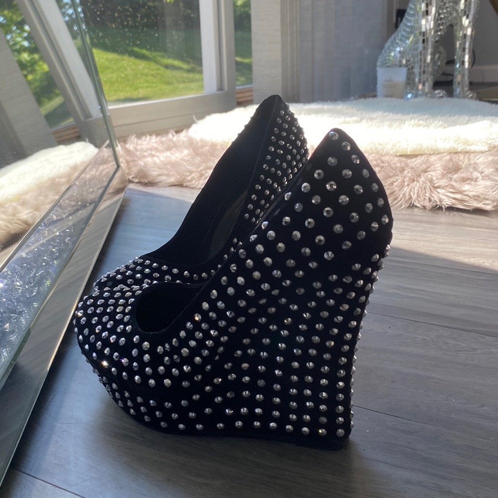 Y2K Embellished Clogs